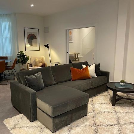 Brand New 3-Bedroom Home In Londra Dış mekan fotoğraf